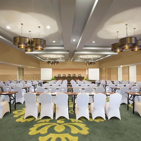 Khas Pekanbaru Hotel מראה חיצוני תמונה