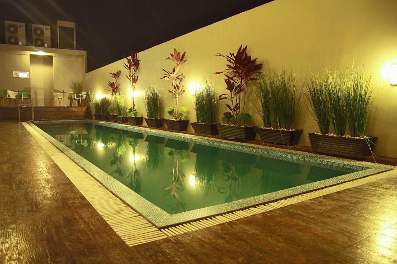 Khas Pekanbaru Hotel מראה חיצוני תמונה