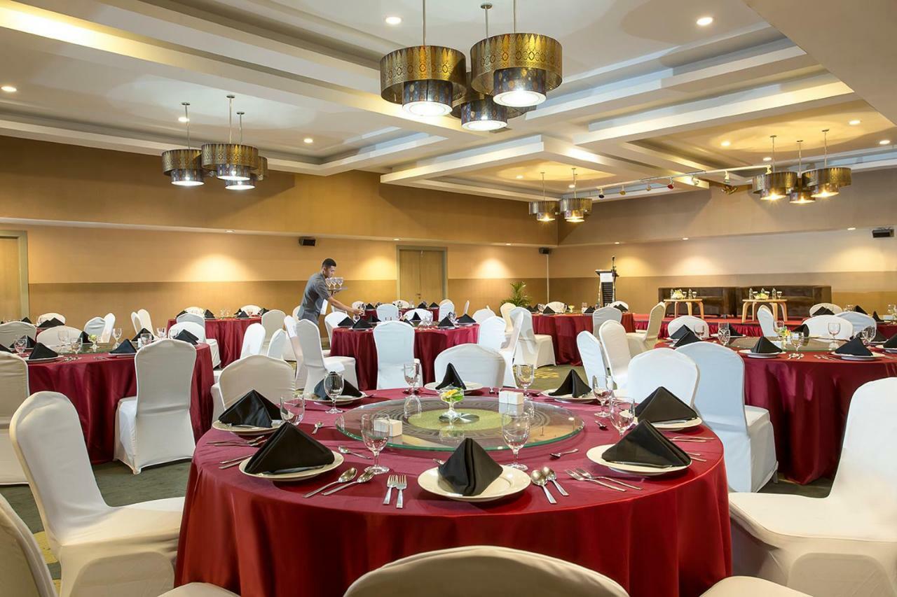 Khas Pekanbaru Hotel מראה חיצוני תמונה