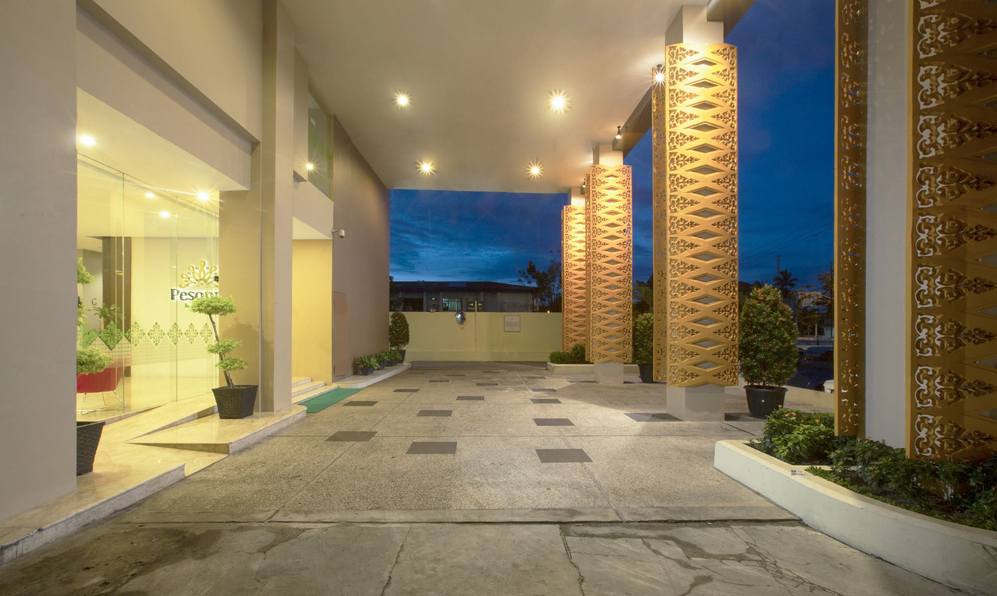 Khas Pekanbaru Hotel מראה חיצוני תמונה