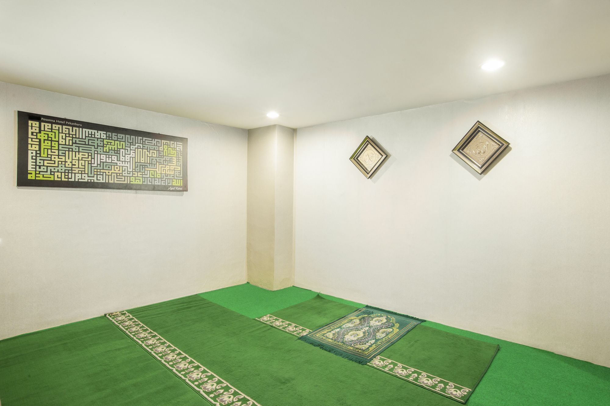 Khas Pekanbaru Hotel מראה חיצוני תמונה